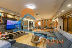 Ekskluzivna  ponuda  stana, Palilula, III  sprat, 216 m2