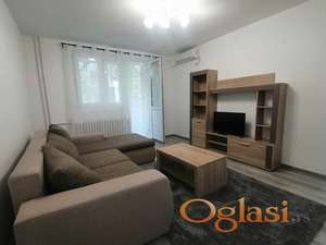 Namešten renoviran dvosoban stan 53m3 - Detelinara