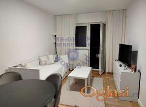 Izdaje se jednoiposoban stan na Adicama površine 30m2