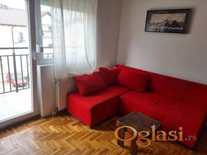 Izdaje se jednoiposoban stan na Adicama površine 30m2