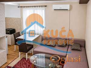 Izdaje se odličan duplex stan kod Medicinskog fakulteta, 38m2