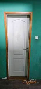 Prodaja više sobnih vrata Puno dvo i Mastercraft sa štokom, bravom i kvakom