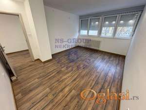 Dvosoban,odlican,renoviran,Detelinara