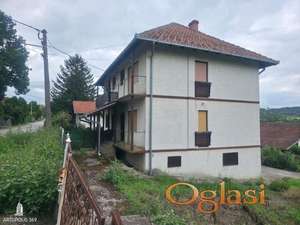 Uknjižena vertikala kuće u sivoj fazi + 33 ara ID#1038