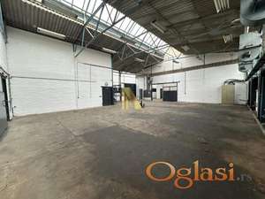 Magacinski prostor/hala sa kancelarijama - Industrijska zona Klisa