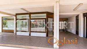 Odličan lokal u centru, 30m2