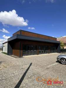 * * * LOKAL POGODAN ZA MARKET * * *