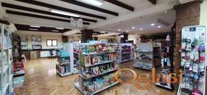 Lokal, Ledine, 450 m2 sa parkingom