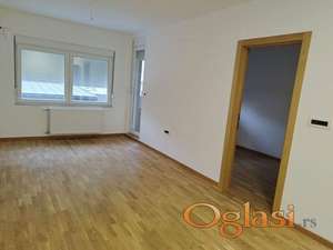 Dvosoban 39m2 Bulevar Evrope