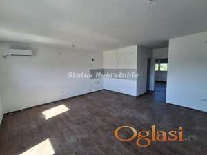 Veternik-Prazan Dvoiposoban stan 73 m2 na Prvom Spratu-Zakupnina 400e-065/385 8880
