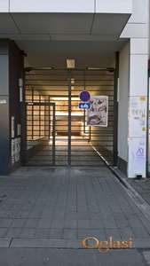 Garažno mesto Futoška pijaca