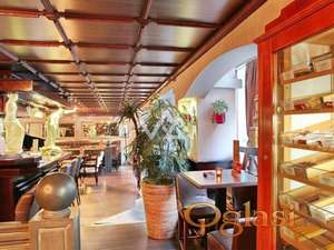 Savski trg, kafić, 90 m2