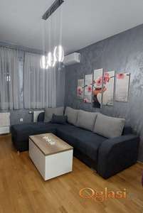 LEP STAN,KRALJEV PARK,PET& FRIENDLY