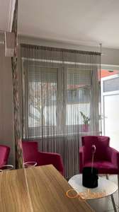 Izdaje se namešten frizerski salon 350e sa troškovima