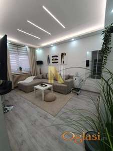 Kompletno opremljena uknjižena kuća na Salajci