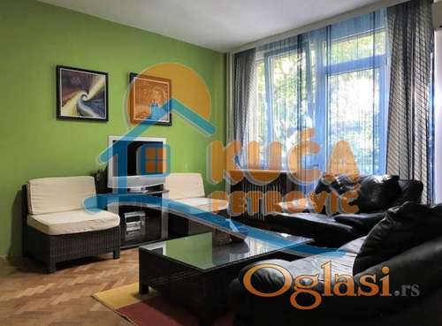 Izdaje se jednosoban stan u strogom centru Niša, 42m2