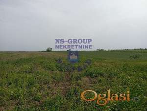 Građevinski plac na odličnoj lokaciji u Čortanovcima!