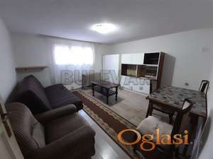 Izdaje se jednoiposoban stan u kući, 40m2