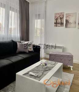 Širi centar - Surcin ledine #65149