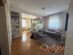 Vrhunski porodičan stan - Socijalno - 115m2