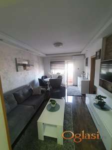 Novi Sad - Bulevar Evrope - dvosoban stan - mali troškovi, gas - useljiv od 01.06.2026. - 400 eura