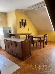 STAN - NOVI SAD - CENTAR - 133m2 - 260000 evra