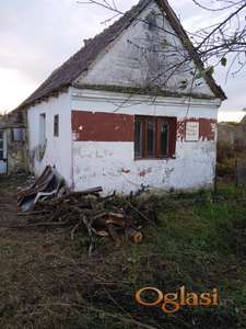 Ilinci starija kuća 46m2 plac 576m2 HITNO!