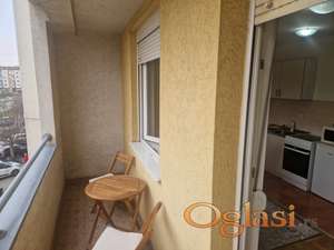 Izdajem garsonjeru na Bulevaru patrijarha Pavla