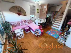 Odlican troiposoban duplex na Novom Naselju!