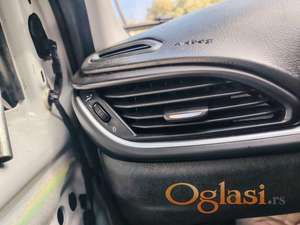 Fiat Tipo od 2016 leva ventilacija