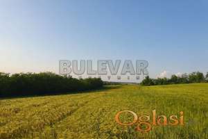 Beograd, Velika Moštanica (Čukarica)  –Poljoprivredno zemljište 10073 m2