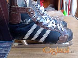 Hokejke Adidas vel. 11 1/3,- 45