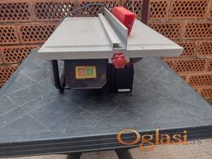 Stoni cirkular 720 W