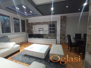 Izdaje se stan na Bulevaru Nemanjića