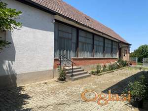 KUĆA - VRBAS - VRBAS - 241m2 - 70000 evra