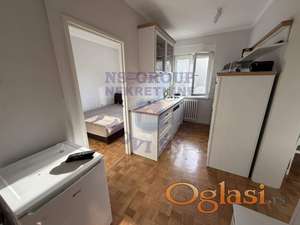 Prodaje se stan na Novom Naselju 43m2