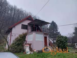 Izdajem kuću u Starim Ledincima. 85 m2
