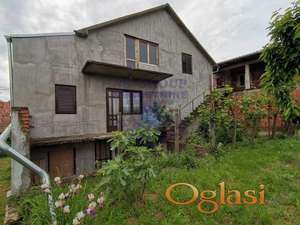 Odlicna kuca u Sremskim Karlovcima