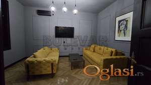 Izdaje se stan u centru Niša, 84m2