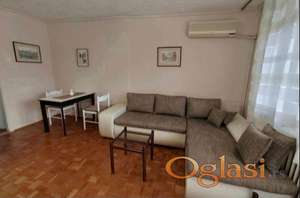 NAMEŠTEN JEDNOIPOSOBAN STAN NA NOVOM NASELJU 300 EVRA