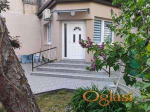 Jednoiposoban, dvorisni, 34m2, Adamovicevo