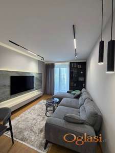 Prelep dvosoban stan ! Kompletno namešten ! Laze Nančića!