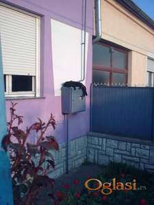 Kuća u blizini najlon pijace