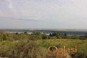 Pogled na Dunav-Stari Slankamen 11362 m2, -065/3858-888