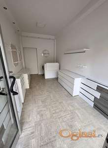 Ulični Lokal u blizini Betanije 28m2