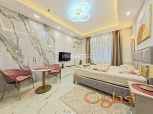 Lux garsonjera, nameštena, odlična pozicija