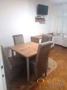 NOVI SAD - ROTKVARIJA - 33m2 - 300 evra