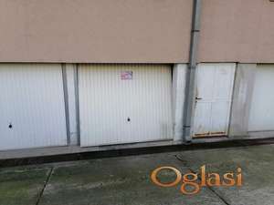 Izdaje se garaža 14m2, može i + auto ispred - Čika Stevina
