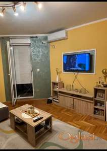 Garsonjera Rumenacka