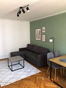 Odličan stan blizu centra